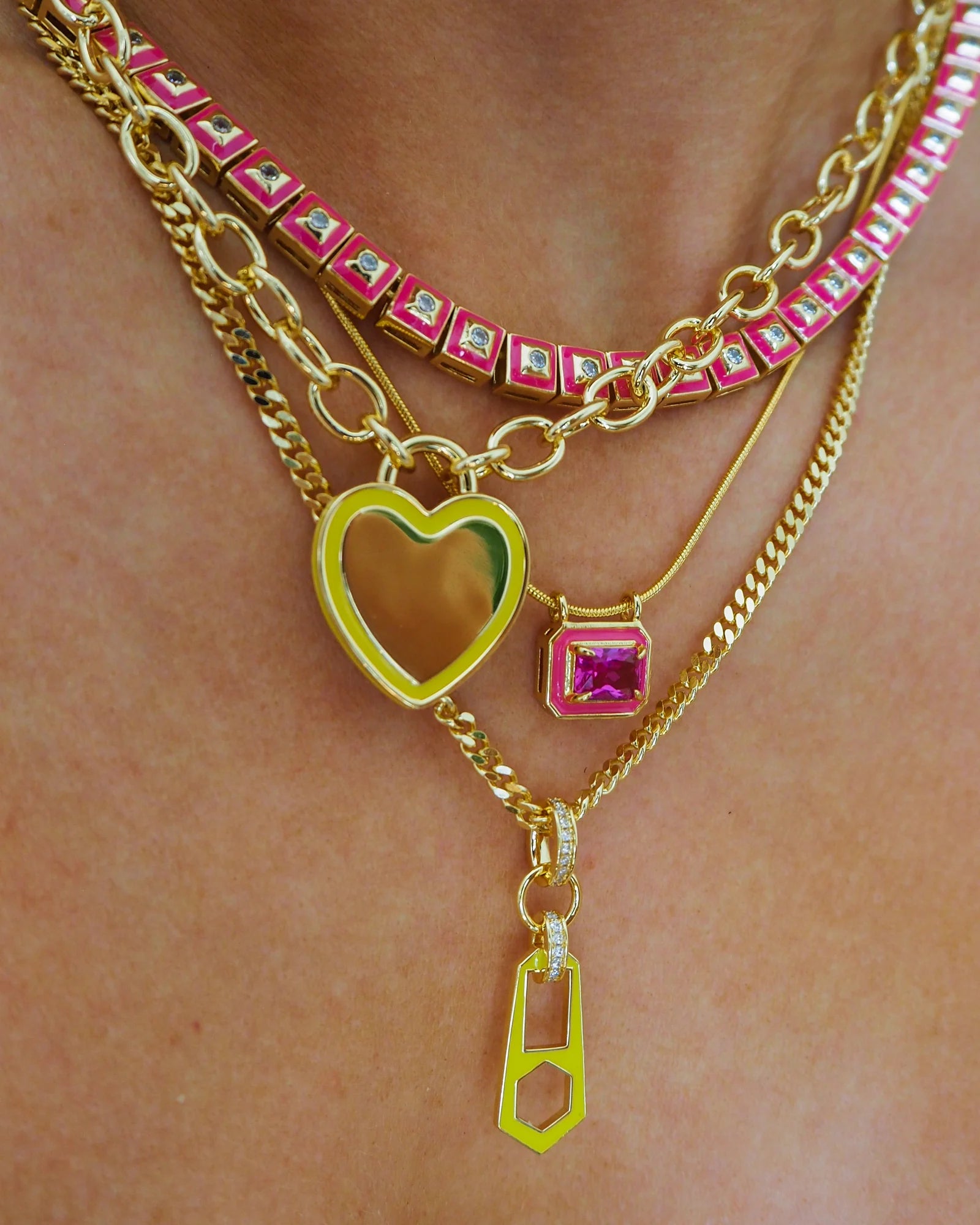 Pyramid Stud Tennis Necklace - Hot pink - Gold